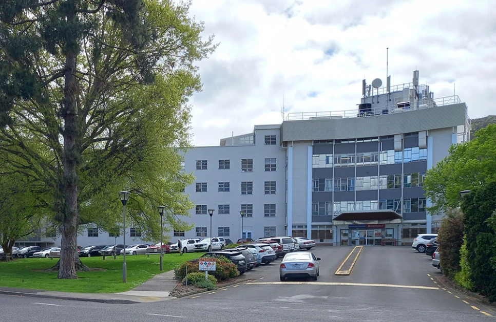 Thames Hospital cropped